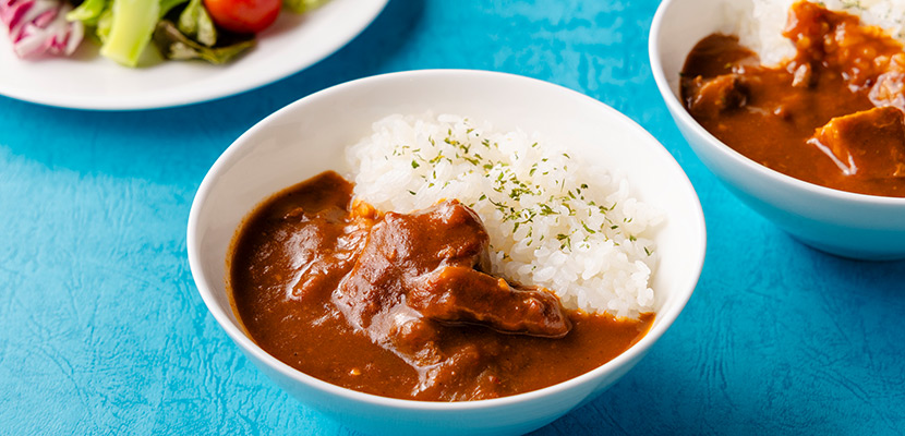 牛すじと12種のブレンドオリジナルカレー
